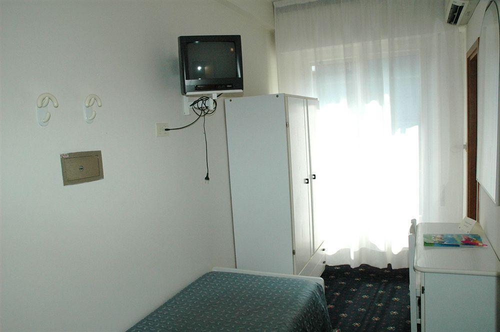 Hotel La Cappuccina Риччоне Экстерьер фото