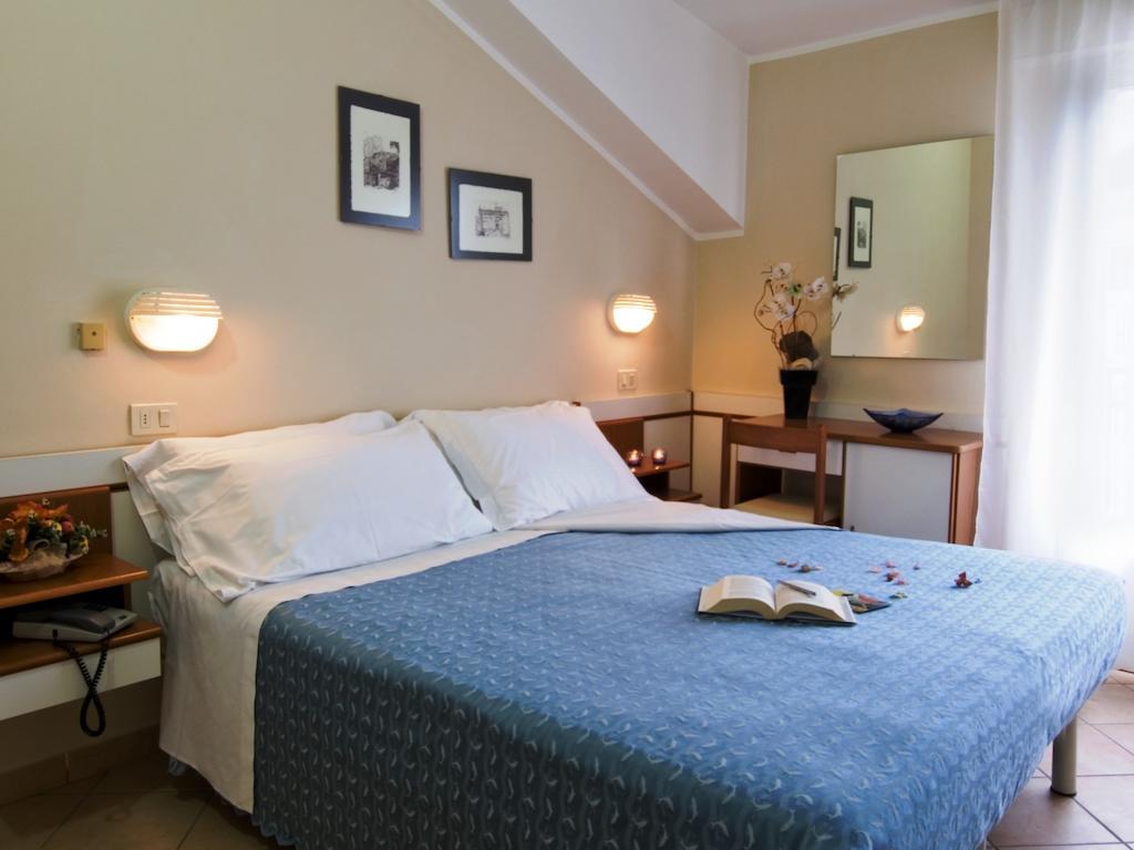 Hotel La Cappuccina Риччоне Номер фото