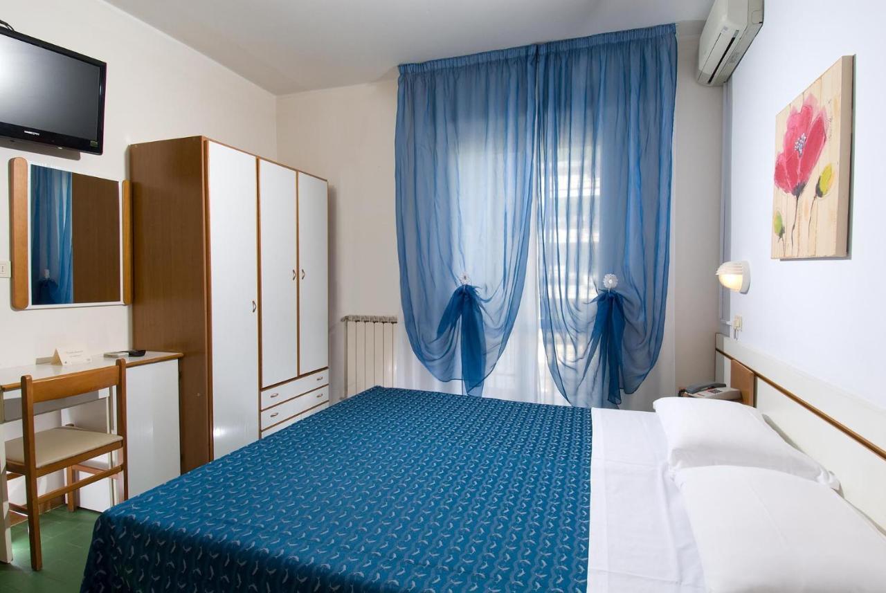 Hotel La Cappuccina Риччоне Экстерьер фото